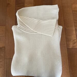 Lord & Taylor cream sweater with large fold over split collar size 1x